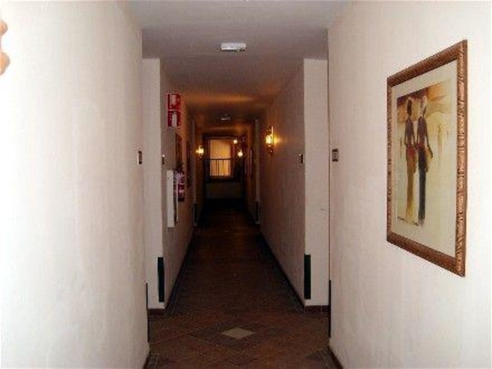 Flure Hotel Riu Karamboa