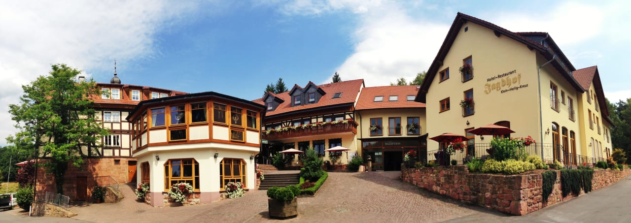 Außenansicht Jagdhof Klein-Heilig-Kreuz