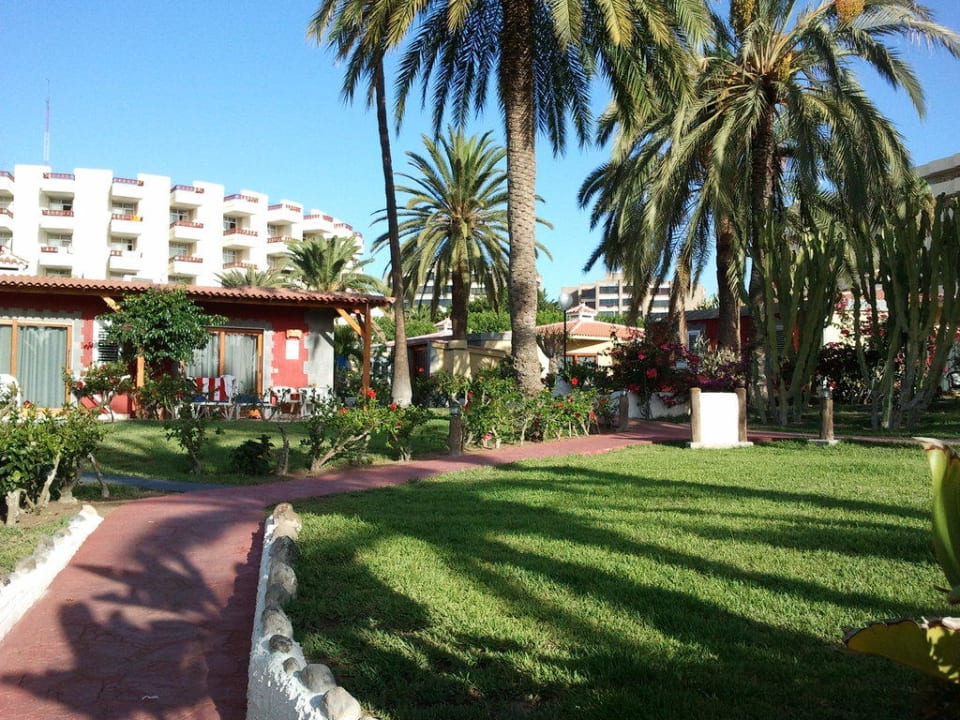 Garten der Miraflor Suites HL Miraflor Suites Hotel