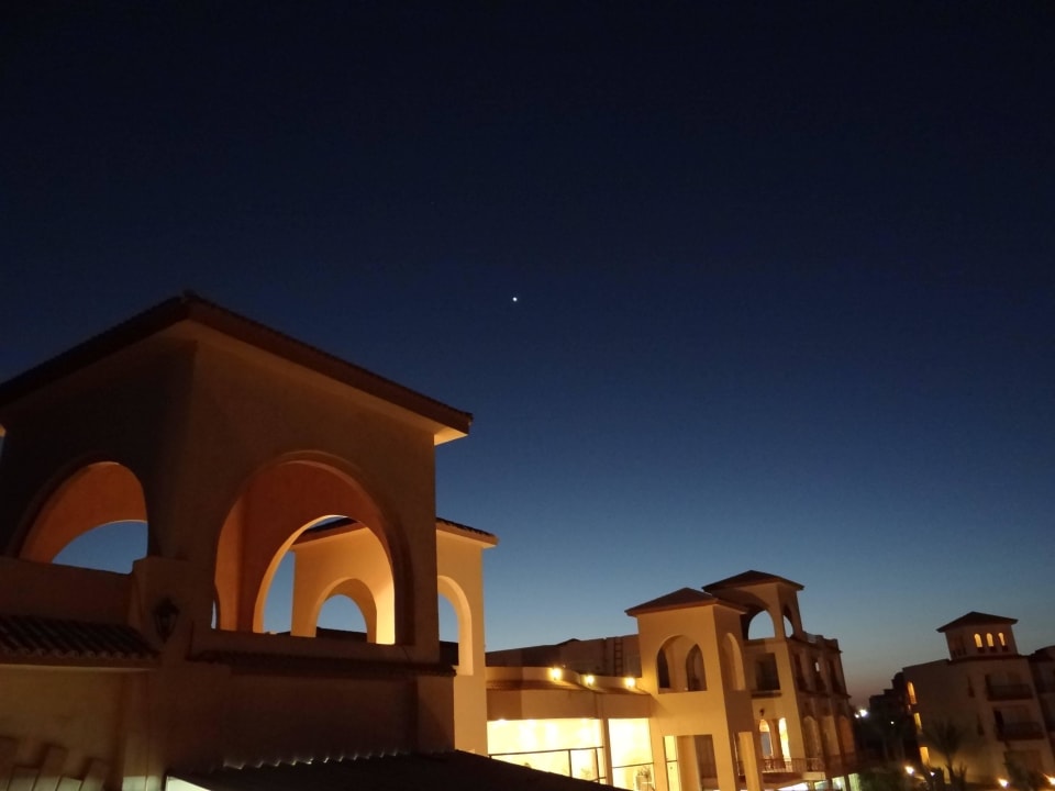 Abendstimmung Pensée Royal Garden Beach Resort