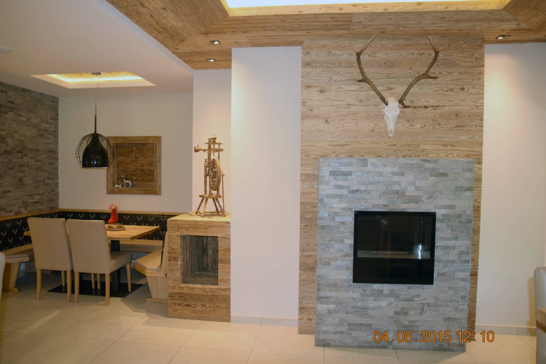 Kaminbereich Hotel Wiesenhof Garden Resort