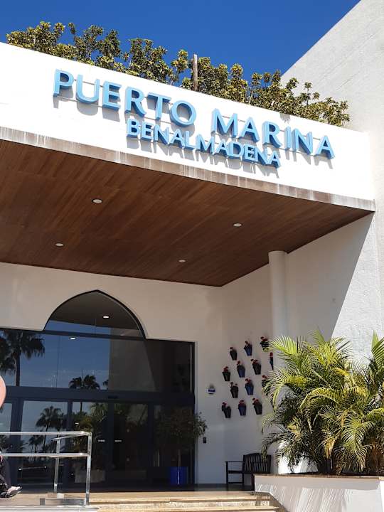 Außenansicht Mac Puerto Marina Benalmádena