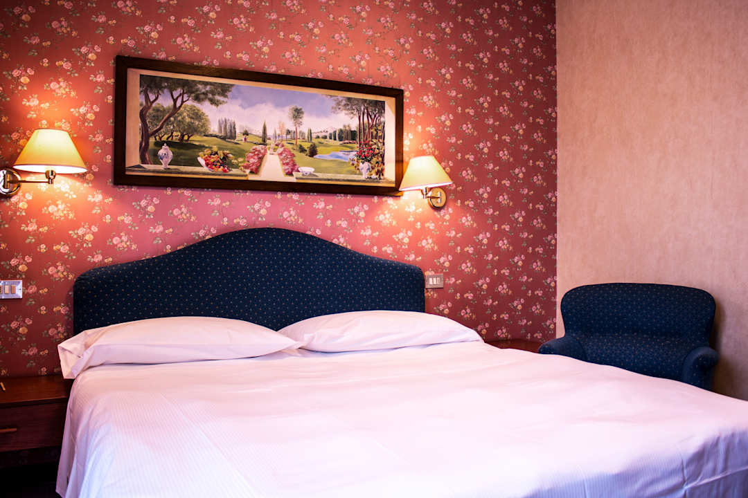 Zimmer Hotel Parigi 2