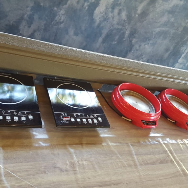 Gastro Let's Hyde Resort & Villas