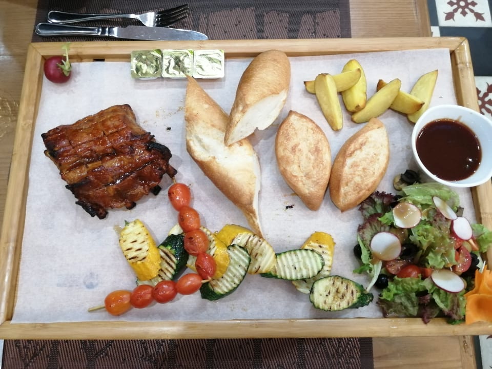 Gastro Hanoi Pearl Hotel