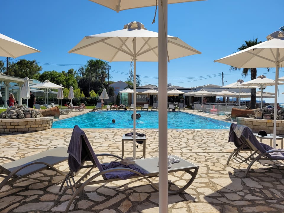 Pool Acharavi Beach Hotel