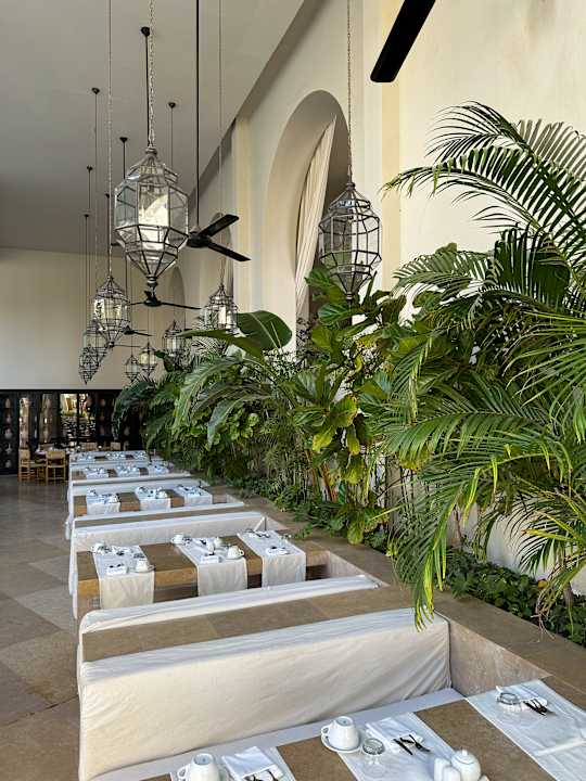 Gastro Serry Beach Resort