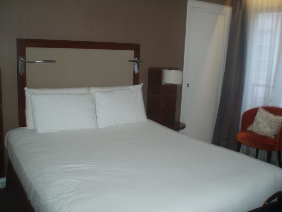 Doppelbett Hotel & Spa Royal Madeleine