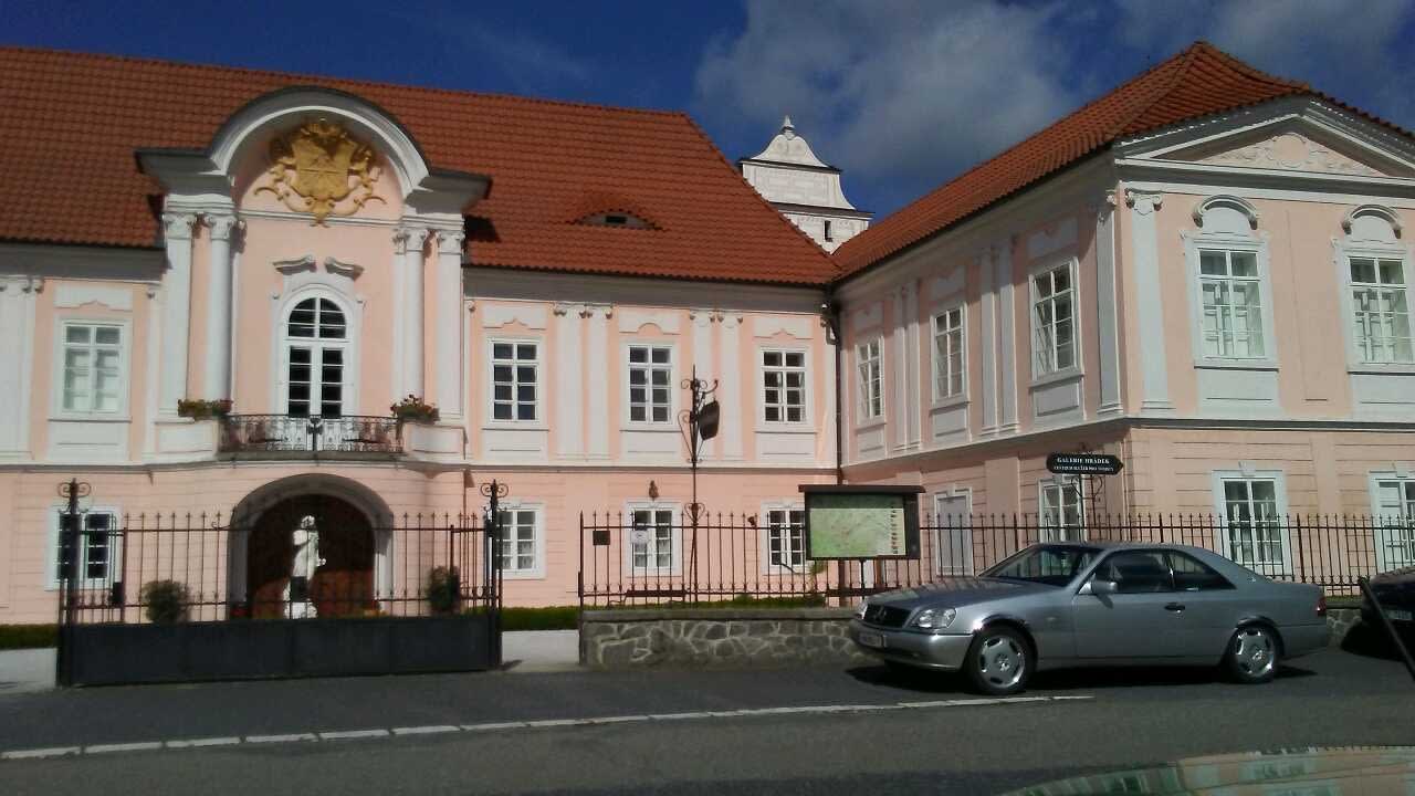 Außenansicht Hotel Zamek Hradek