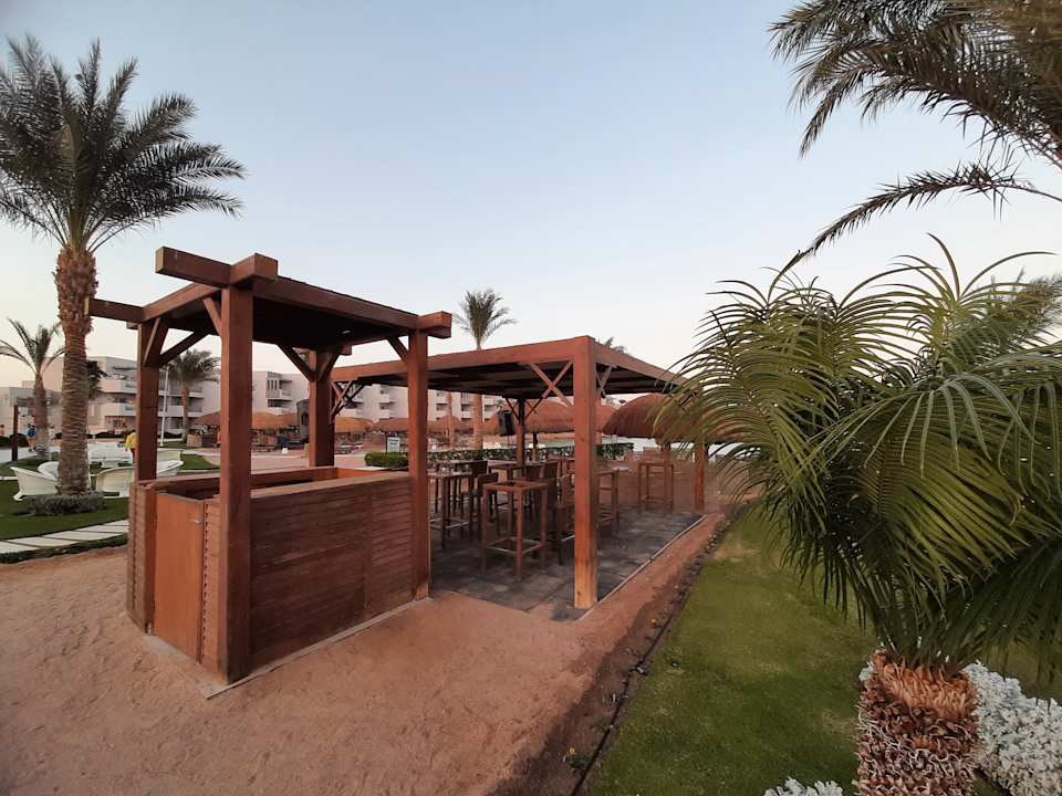 Gastro SUNRISE Crystal Bay Resort