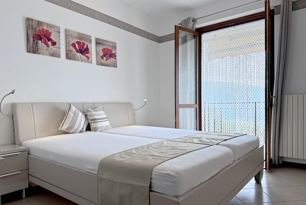 Zimmer Kuschel's vistalago