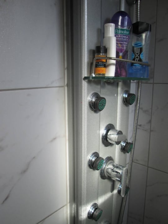 Massage Dusche, nicht funkzioniert, wegen Kalk Domes Aulus Elounda All-Inclusive Resort, Curio Collection by Hilton