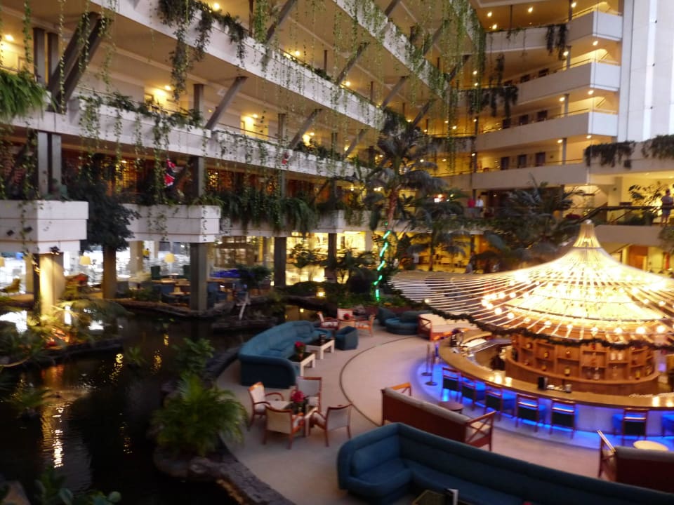 Bar and inside seating area Hotel Grand Teguise Playa