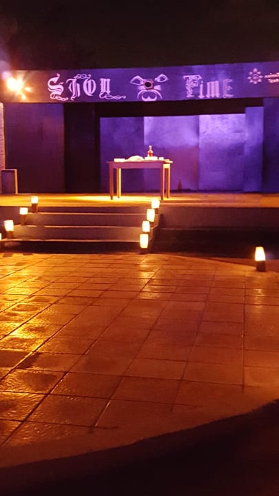 Shows am Abend Skanes Serail Aquapark