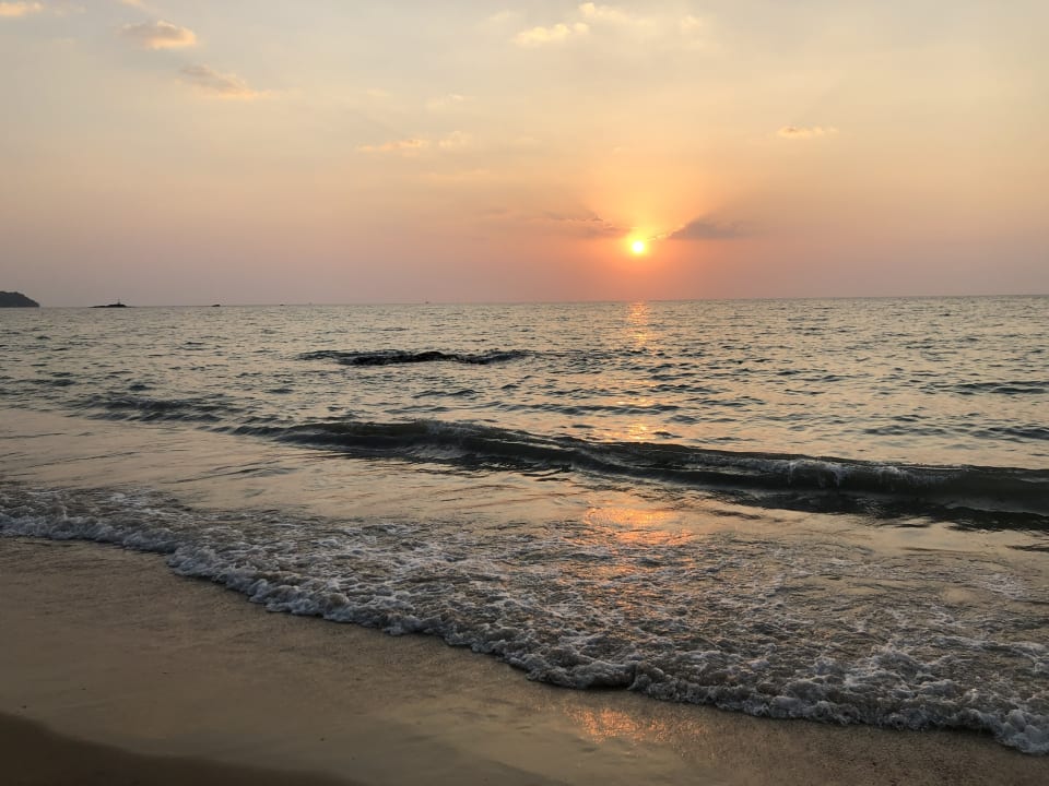 Strand Hive Khaolak Beach Resort