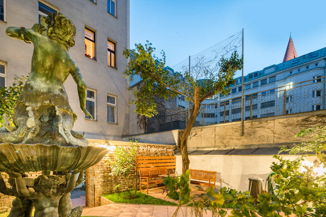 Gartenanlage Best Western Plus Celebrity Suites