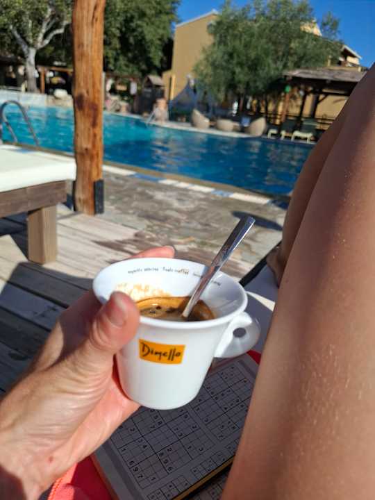 Pool Spiti Nikos