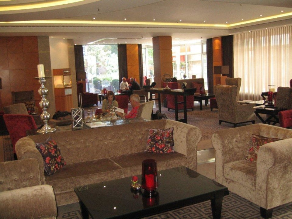 Lobby Area Hotel Palace Berlin