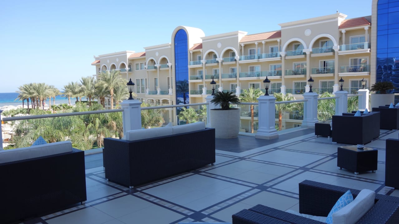 Außenbar Premier Le Reve Hotel & Spa