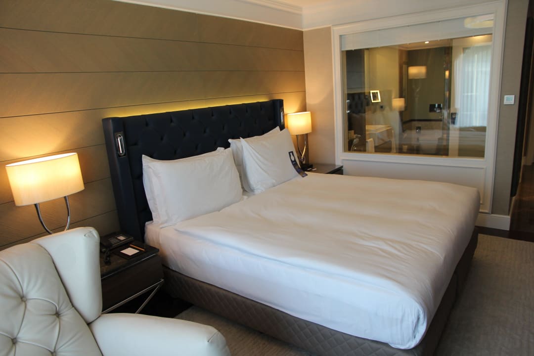 Business Room Radisson Blu Hotel Istanbul Sisli