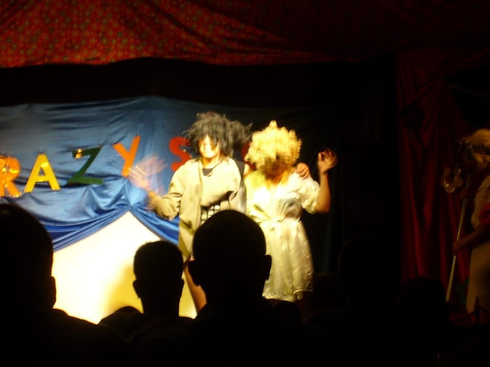 Crazy Show allsun App.-Hotel Orient Beach
