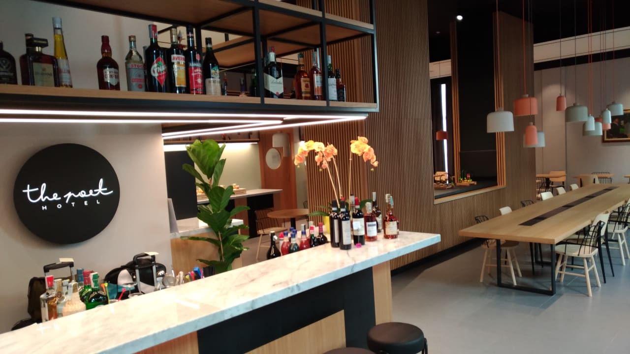 Gastro The Poet Hotel