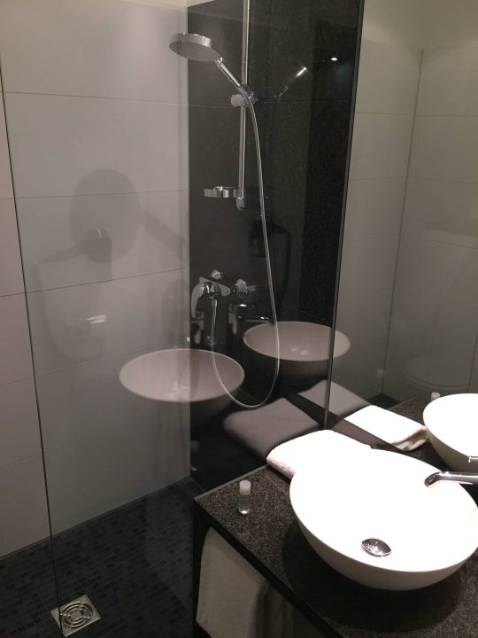 Bad Motel One Berlin-Bellevue