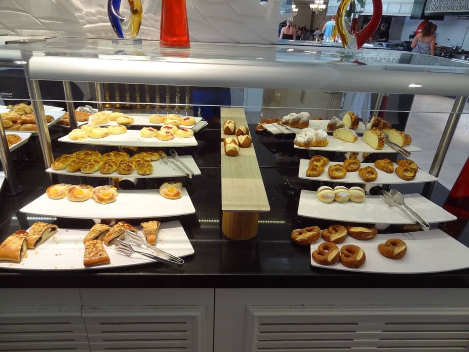 Lecker Well Palace Side