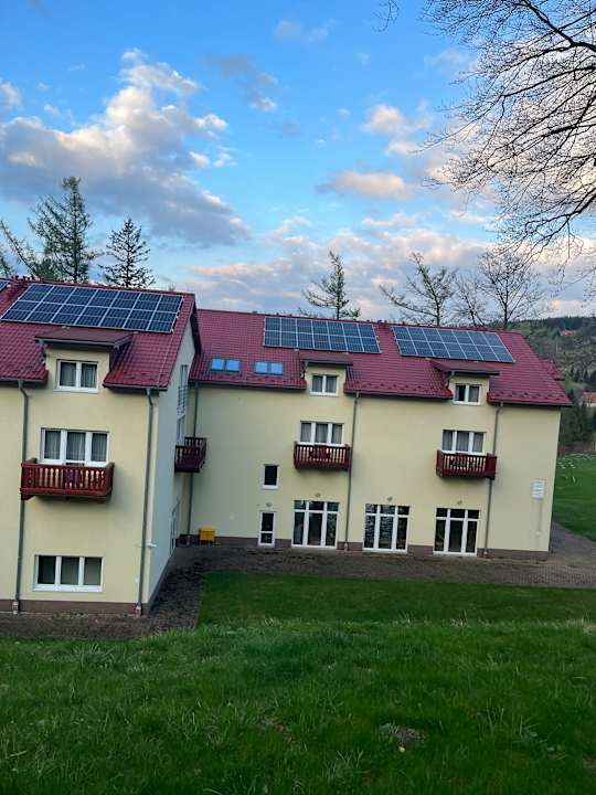 Außenansicht Klinika Młodości Medical SPA