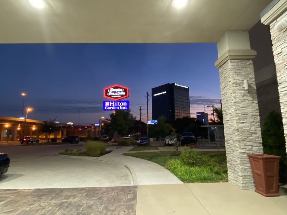Sonstiges Hampton Inn & Suites Dallas-Central Expy/North Park Area
