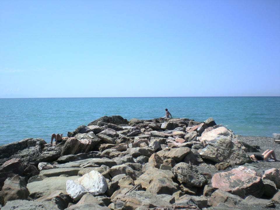 Felsen am Strand La Cecinella