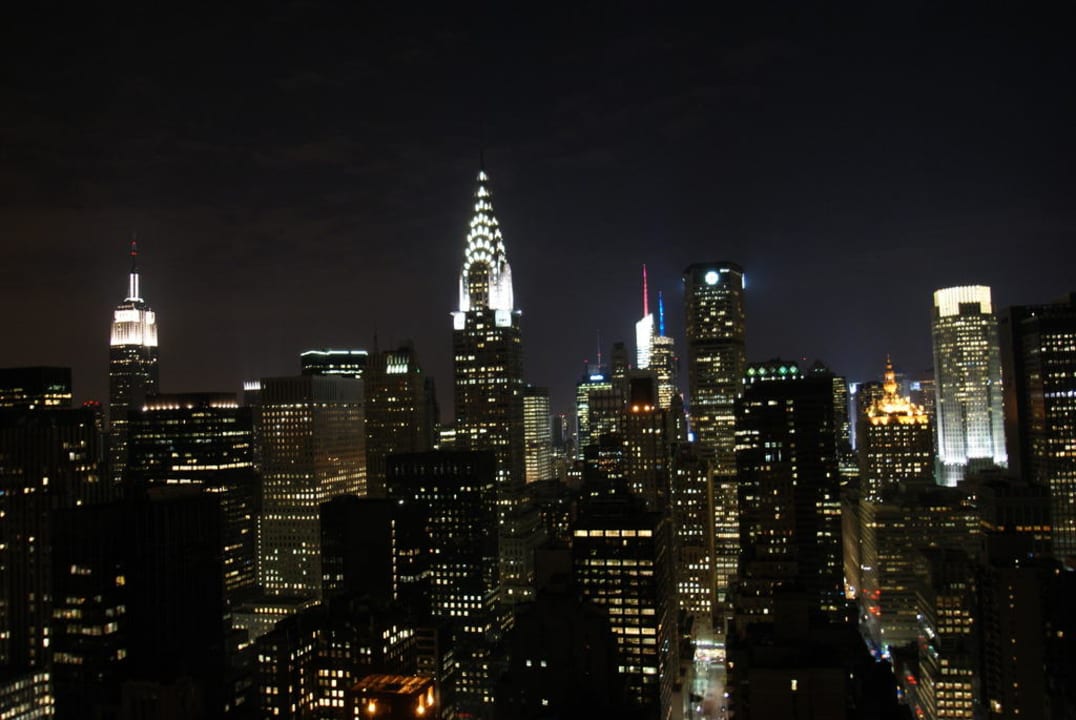 New York bei Nacht Millennium Hilton New York One UN Plaza