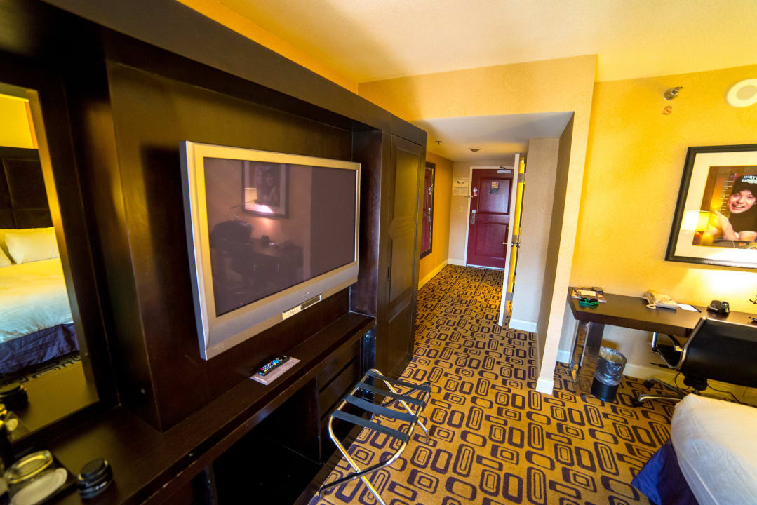 TV Hotel Planet Hollywood Resort & Casino