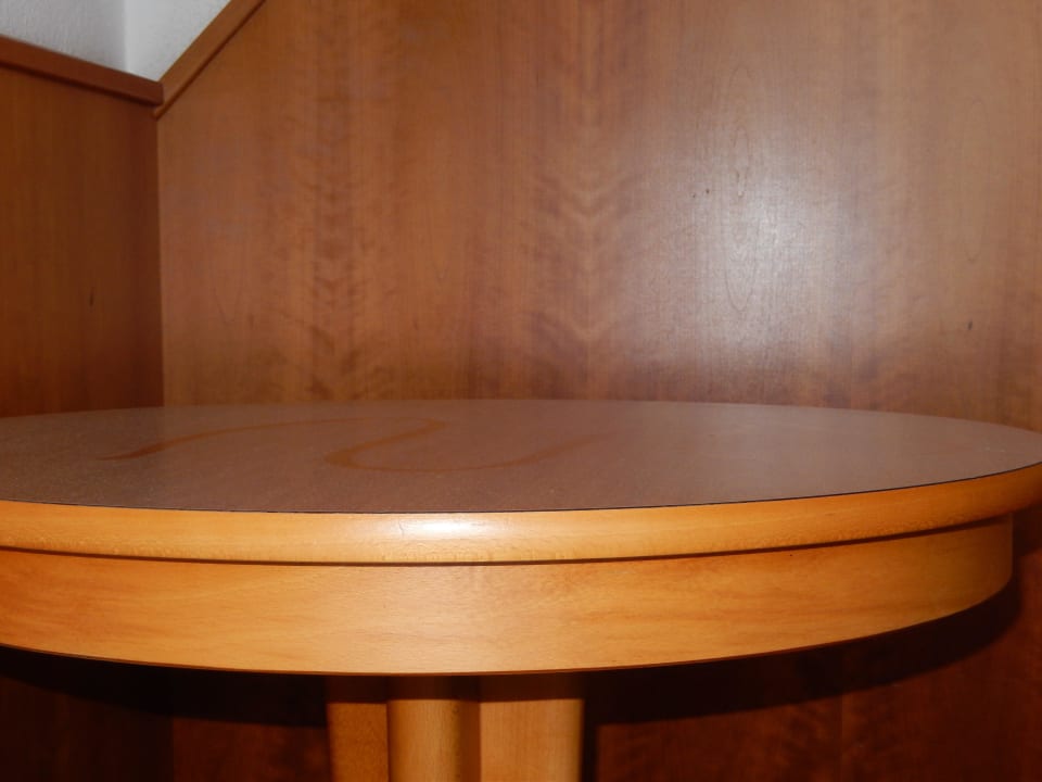 Mein Tisch neben meinem Bett Vitalhotel König am Park