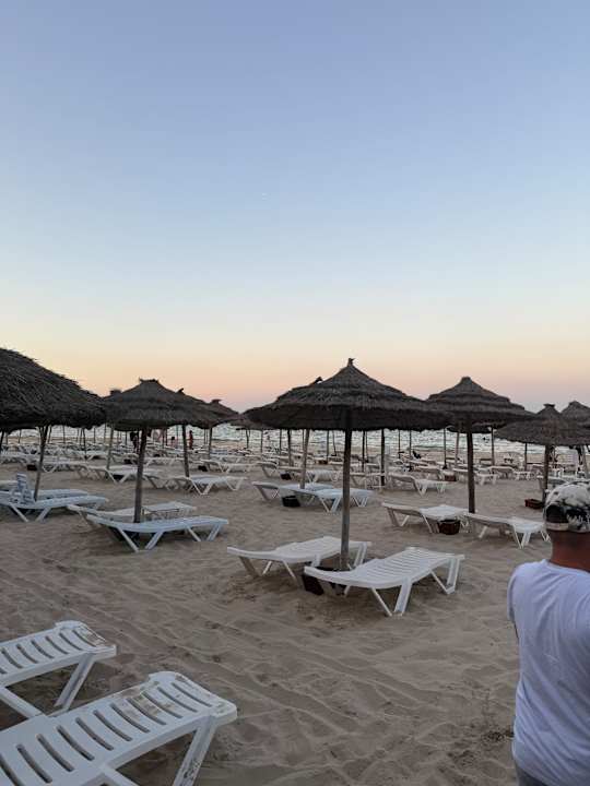 Strand Marhaba Royal Salem