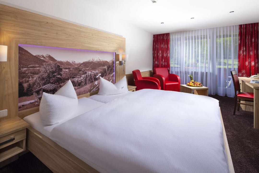 Zimmer Alm- & Wellnesshotel Alpenhof