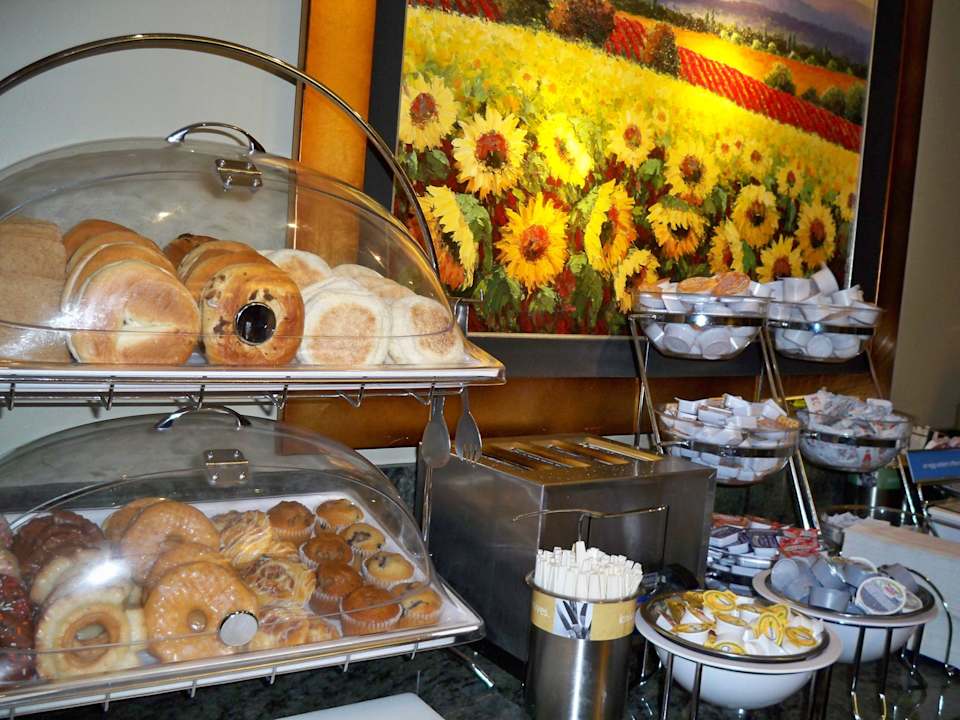 Büffet Hotel Hampton Inn San Diego Kearny Mesa