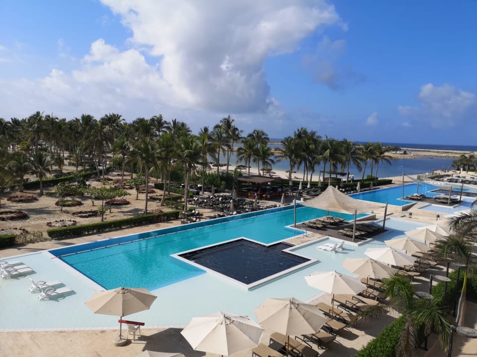 Pool Fanar Hotel & Residences Salalah Beach