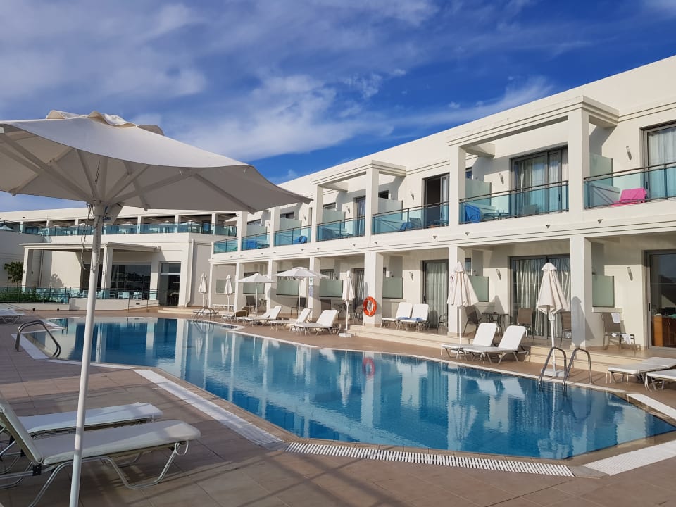 Pool Apollo Blue