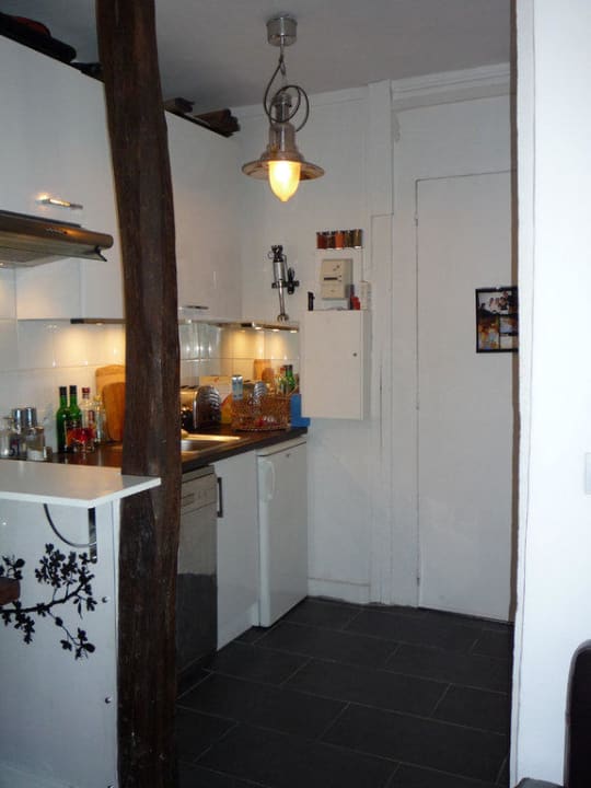 Kitchen Apartment Canal Saint Martin