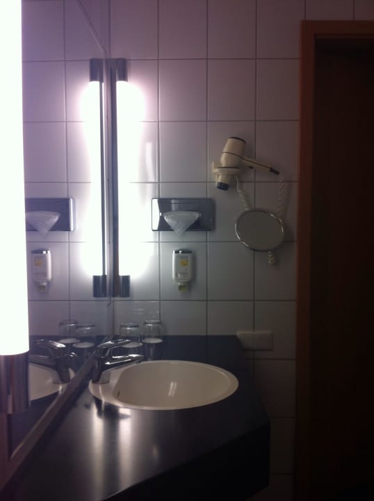 Badezimmerdetail Hotel Ascot-Bristol