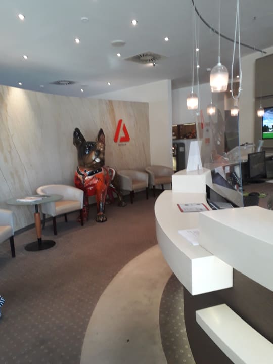 Lobby AMEDIA Hotel Dresden Elbpromenade