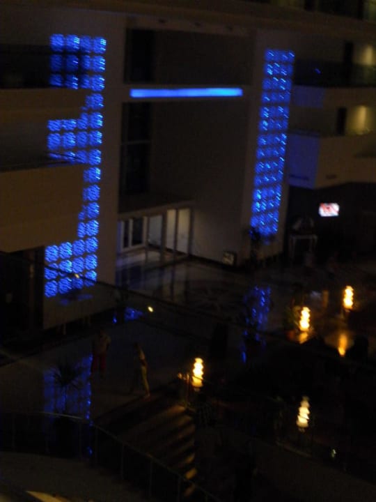 Bei Nacht Seaden Sea World Resort & Spa