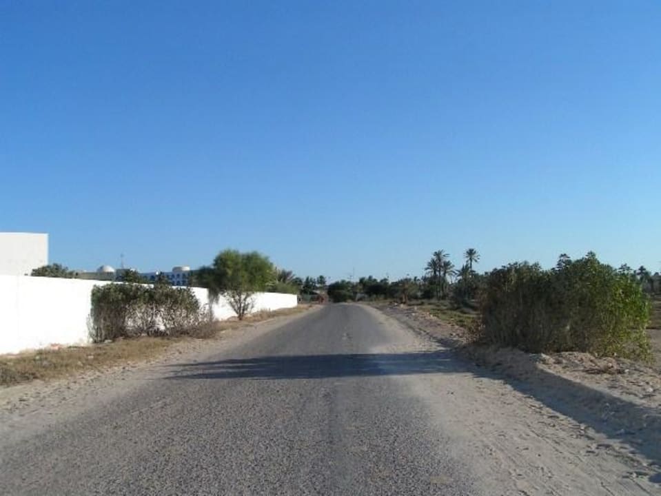 Weg zum Strand Sidi Mansour Resort & Spa