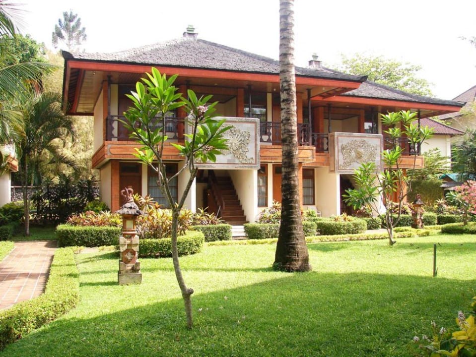 Kleinerer Bungalow Jayakarta Bali Resort