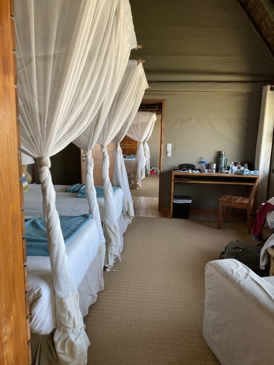 Zimmer Leroo La Tau Lodge