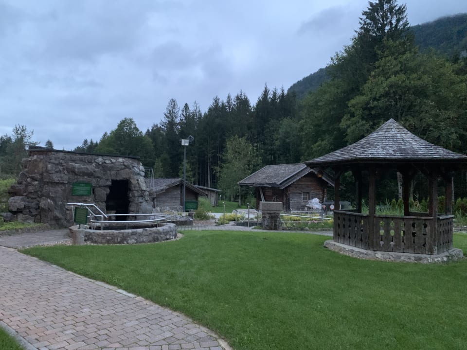 Außenansicht Hotel Jagdschlössl