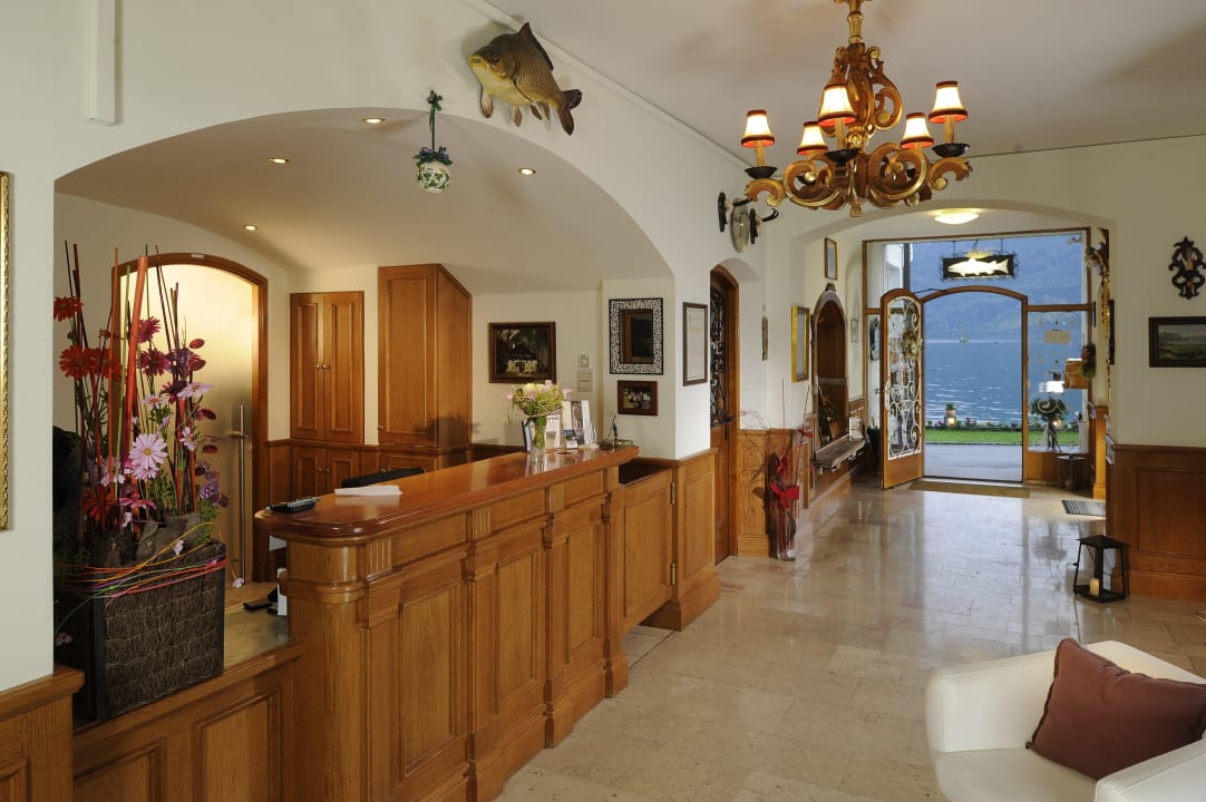 Eingang Gasthof Fürberg am Wolfgangsee