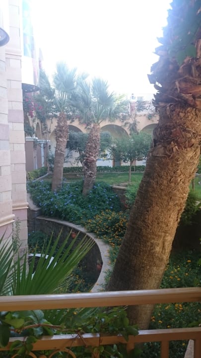 Garten hinter der Lobby Lindos Imperial Resort & Spa