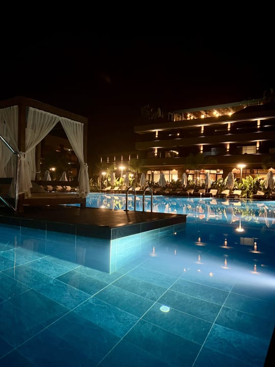 Außenansicht Jacaranda Luxury Resort